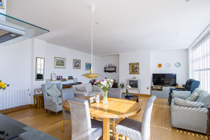 Photo 14- click for photo gallery